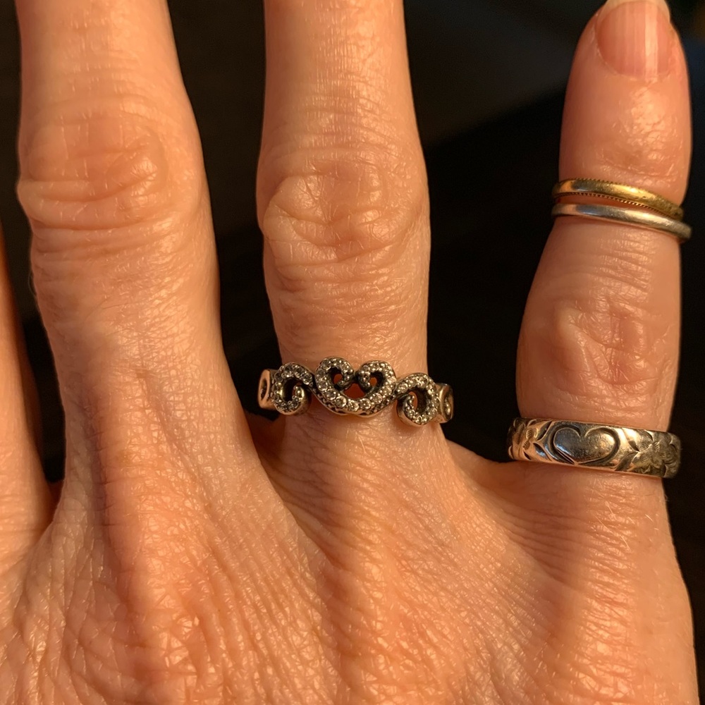 PANDORA Silver Twirly Heart Ring * Retired * Size: 52 = 6